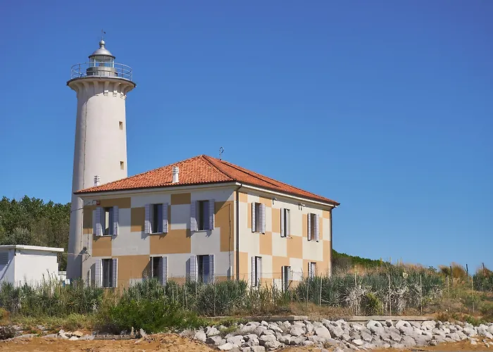 Cozy With Swimming Pool And Fireplace Lejlighed *